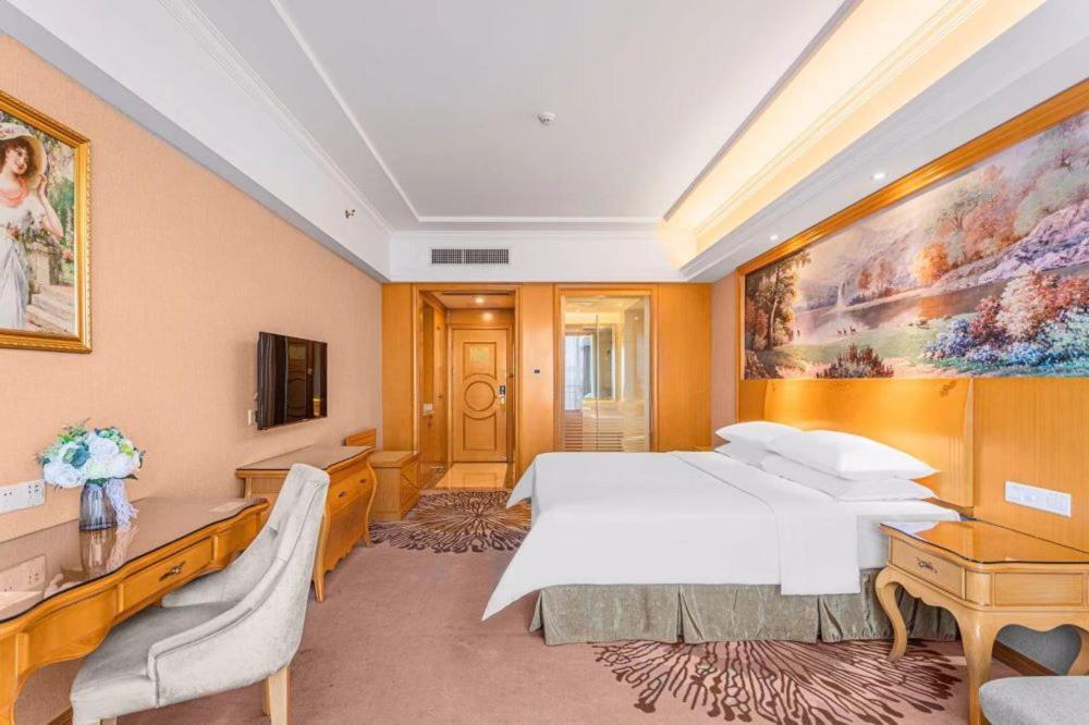 Vienna Hotel Foshan Airport Eksteriør bilde